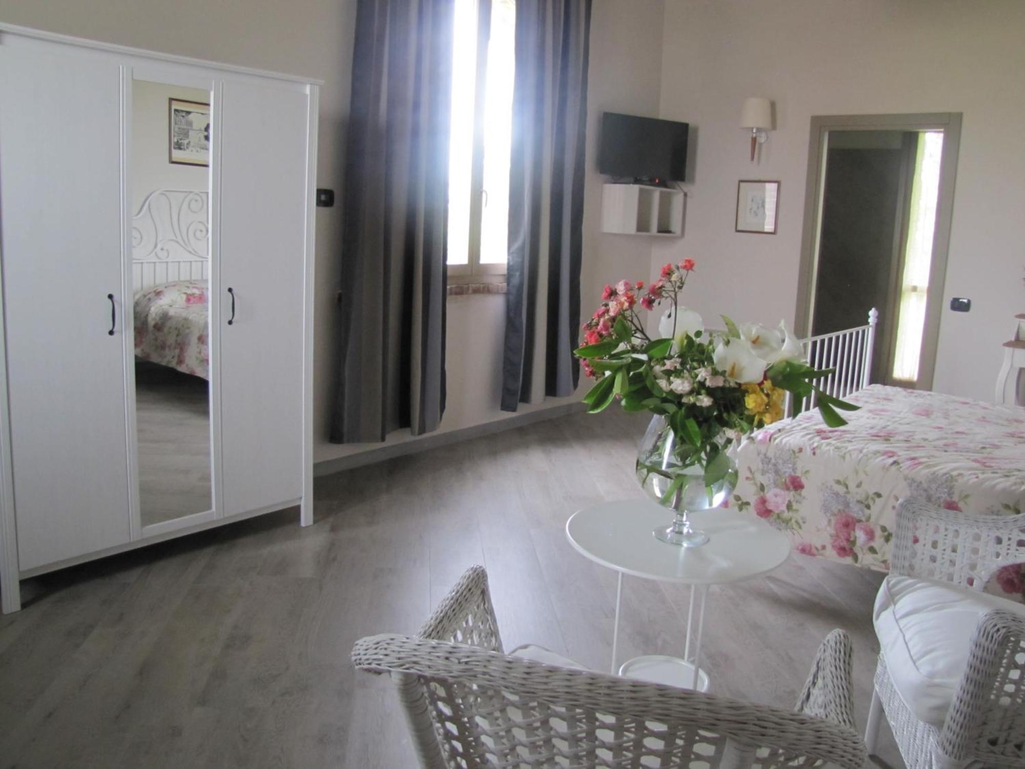 Agriturismo Bassanine Monticelli d'Ongina Ruang foto
