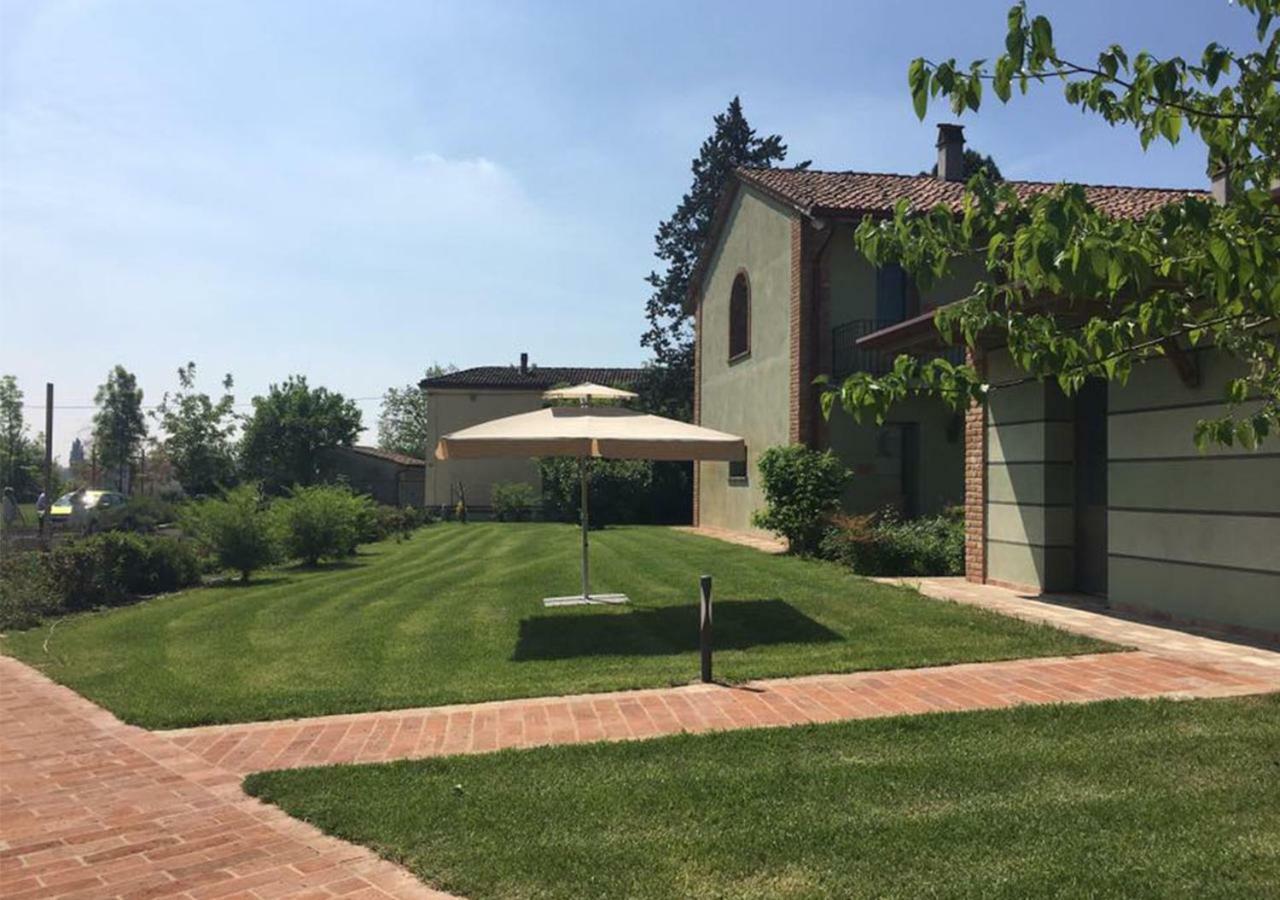 Agriturismo Bassanine Monticelli d'Ongina Bagian luar foto